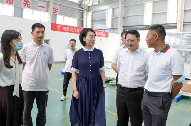 陈平调研葛店科技企业时强调：打造全要素全链条创新生态系统 赋能鄂州高质量发展